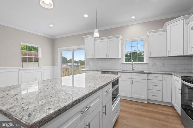 1509 RIVER RD, Croydon, PA 19021