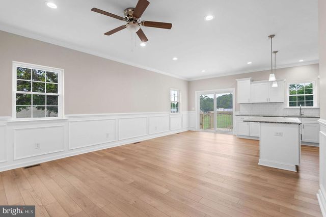 1509 RIVER RD, Croydon, PA 19021