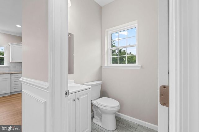1509 RIVER RD, Croydon, PA 19021