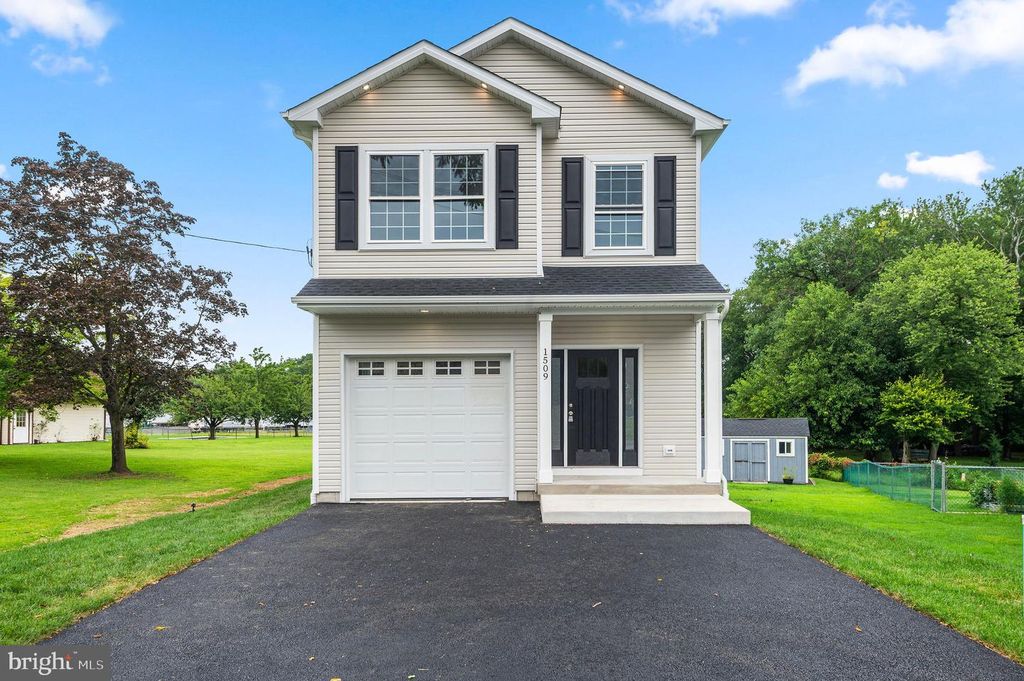 1509 RIVER RD, CROYDON, PA 19021 — exterior