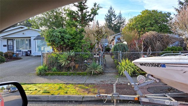 7836 S Ainsworth Avenue, Tacoma, WA 98408