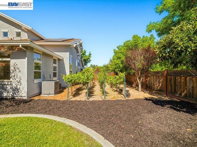 2444 French Oak Pl, Livermore, CA 94550