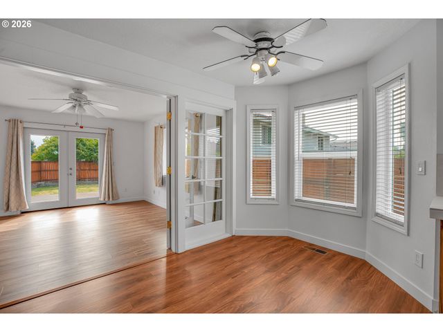 703 Nw 114TH St, Vancouver, WA 98685