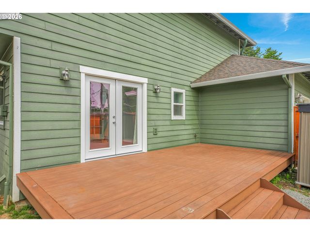 703 Nw 114TH St, Vancouver, WA 98685