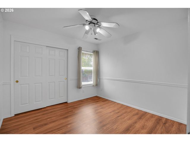 703 Nw 114TH St, Vancouver, WA 98685