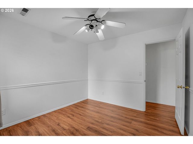 703 Nw 114TH St, Vancouver, WA 98685