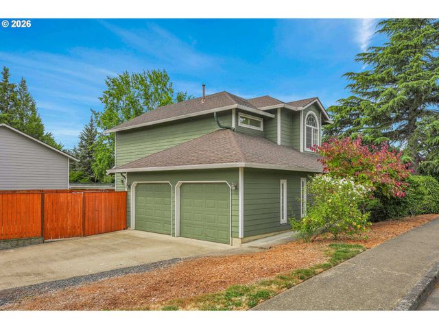 703 Nw 114TH St, Vancouver, WA 98685