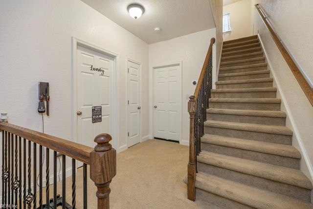 308 Moate CIR, Virginia Beach, VA 23462