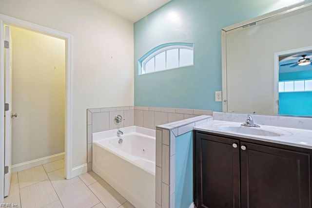 308 Moate CIR, Virginia Beach, VA 23462