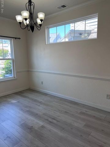 308 Moate CIR, Virginia Beach, VA 23462