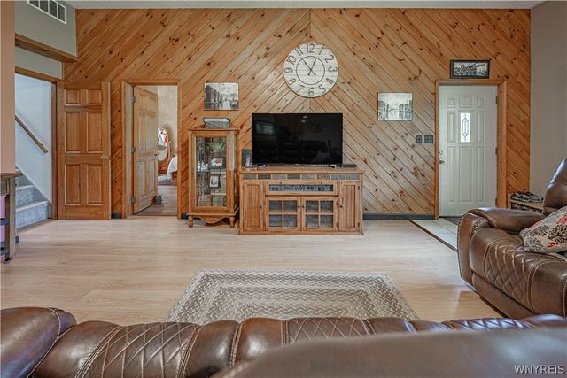 6064 Condren Road, Newfane, NY 14108