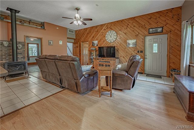 6064 Condren Road, Newfane, NY 14108