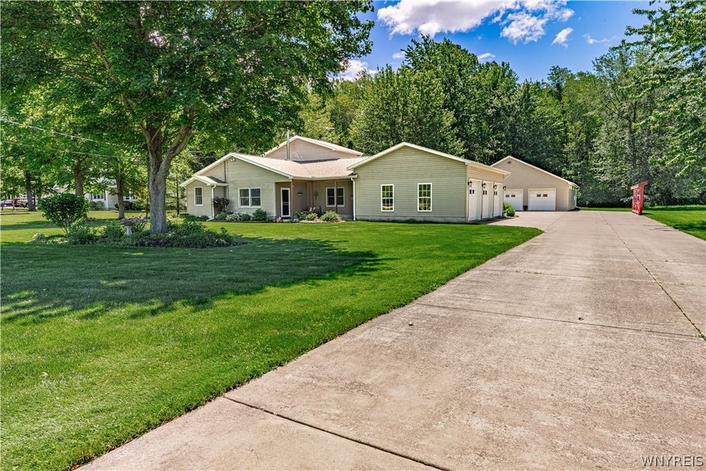 6064 Condren Road, Newfane, NY 14108
