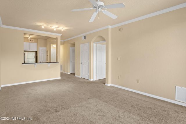 8539 GATE Parkway W, 9241, Jacksonville, FL 32216