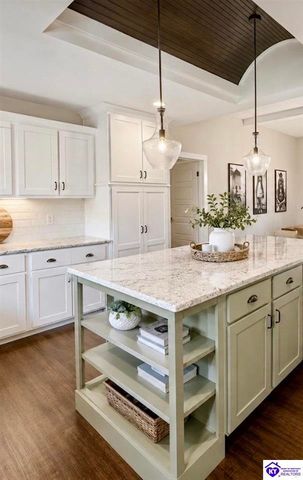 110 Brookside Court, Elizabethtown, KY 42701