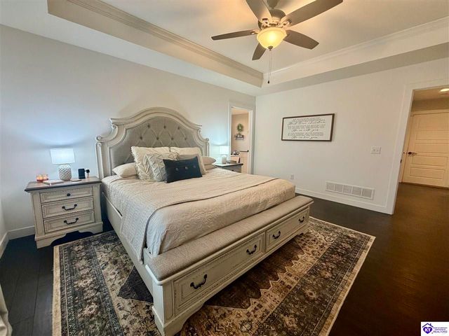 110 Brookside Court, Elizabethtown, KY 42701