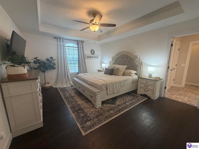 110 Brookside Court, Elizabethtown, KY 42701