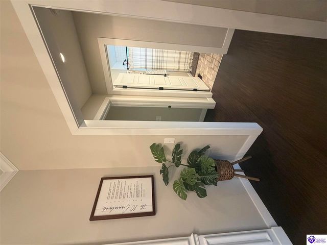 110 Brookside Court, Elizabethtown, KY 42701