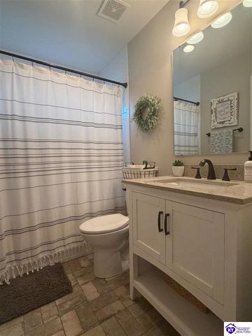 110 Brookside Court, Elizabethtown, KY 42701