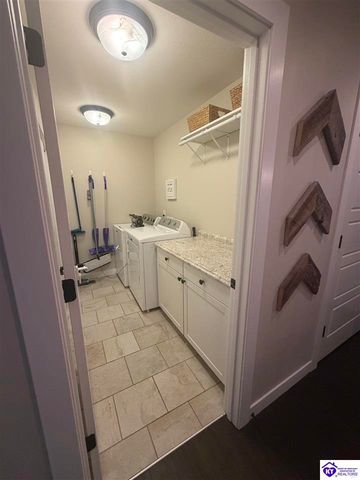 110 Brookside Court, Elizabethtown, KY 42701