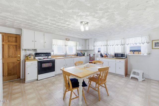 658 W Church Street, Angier, NC 27501