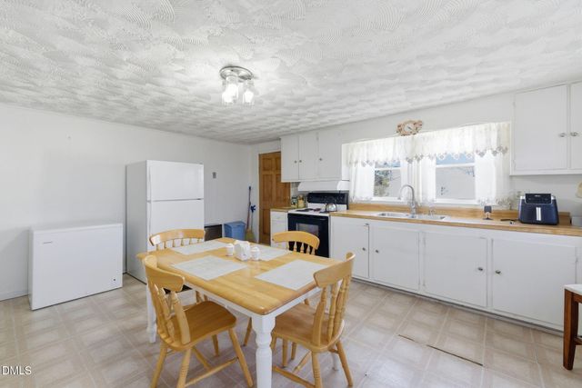 658 W Church Street, Angier, NC 27501