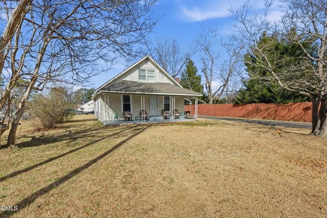 658 W Church Street, Angier, NC 27501