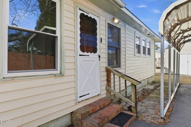 658 W Church Street, Angier, NC 27501