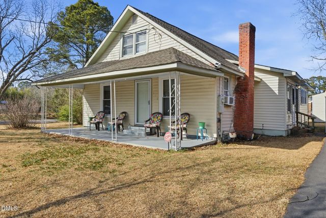658 W Church Street, Angier, NC 27501