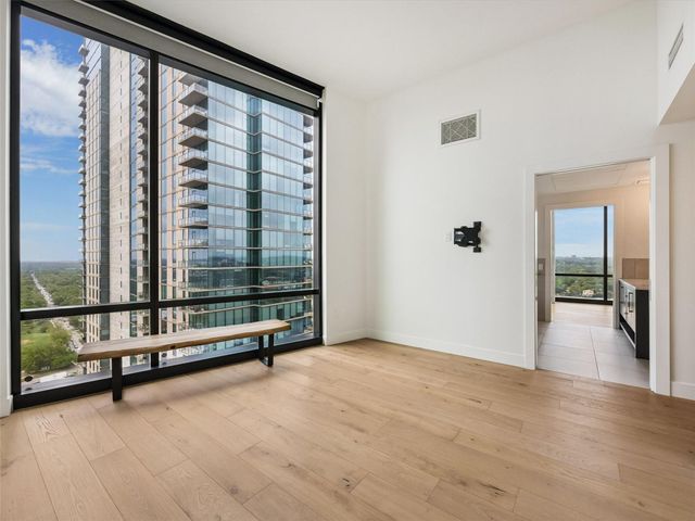 70 Rainey ST 2201, Austin, TX 78701