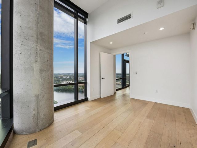 70 Rainey ST 2201, Austin, TX 78701