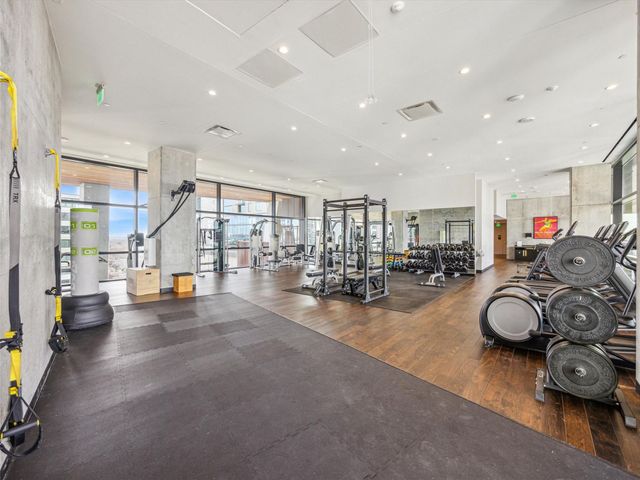 70 Rainey ST 2201, Austin, TX 78701