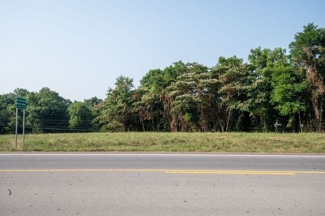 0 Bear Creek Pike, Columbia, TN 38401