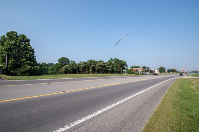 0 Bear Creek Pike, Columbia, TN 38401