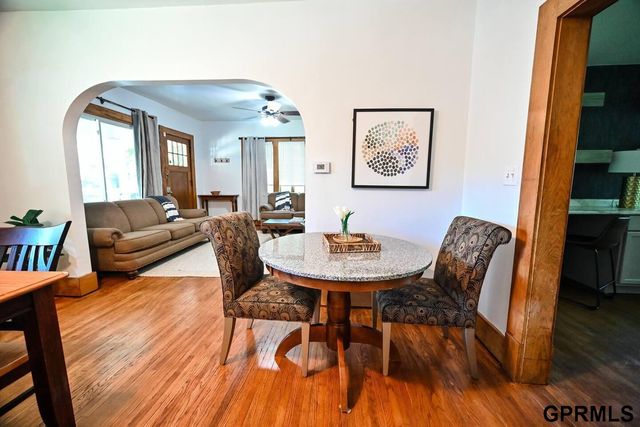 2230 B Street, Lincoln, NE 68502