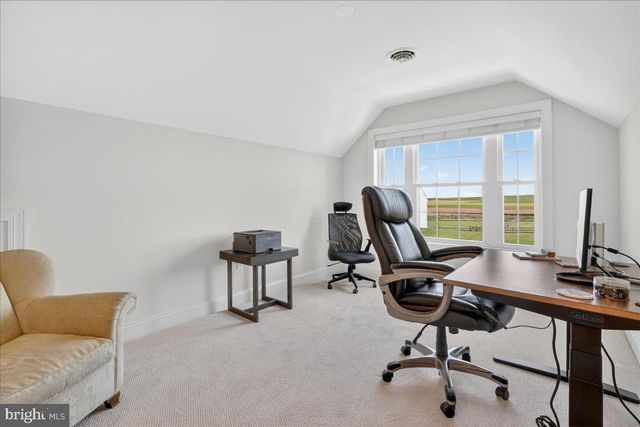 329 CENTURY OAK DR, Oxford, PA 19363