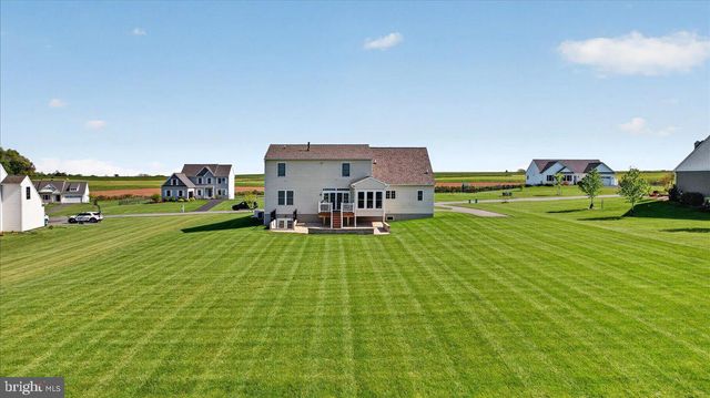 329 CENTURY OAK DR, Oxford, PA 19363