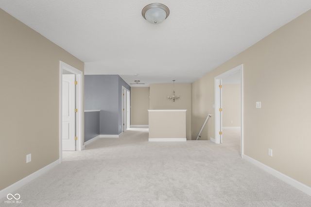 2910 Parkview Drive, Columbus, IN 47201