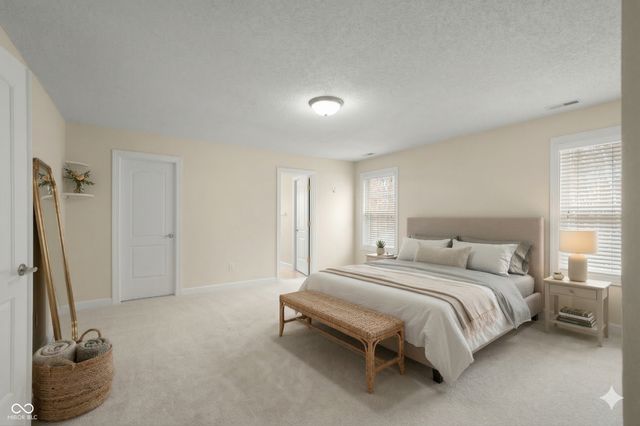 2910 Parkview Drive, Columbus, IN 47201