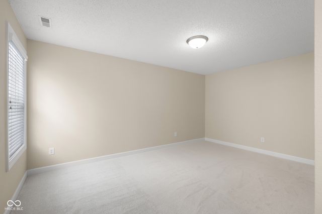 2910 Parkview Drive, Columbus, IN 47201