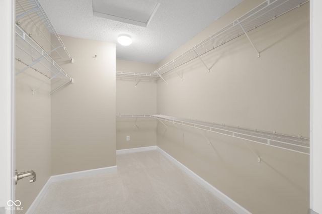 2910 Parkview Drive, Columbus, IN 47201