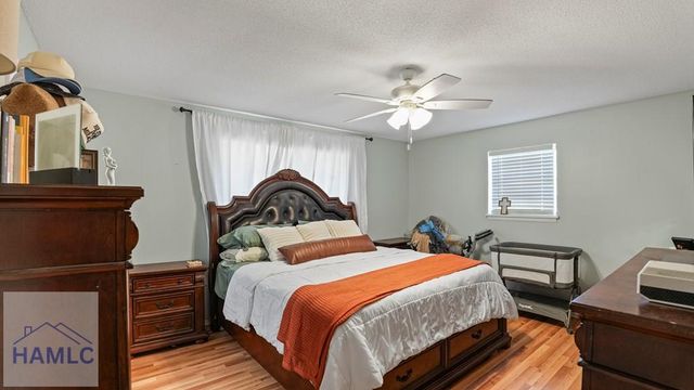547 S 6th Street, Jesup, GA 31545