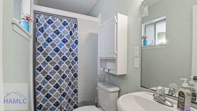 547 S 6th Street, Jesup, GA 31545