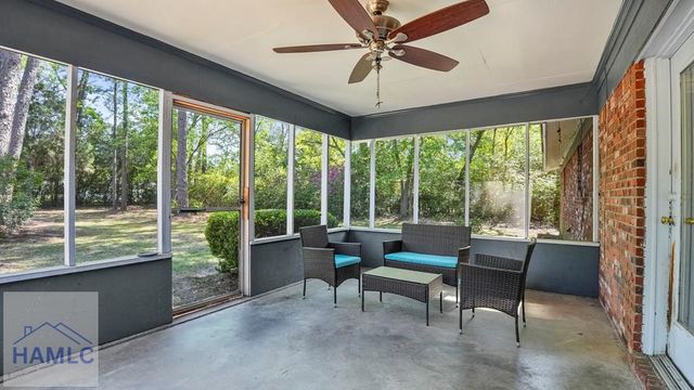 547 S 6th Street, Jesup, GA 31545