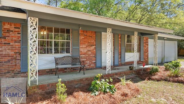 547 S 6th Street, Jesup, GA 31545