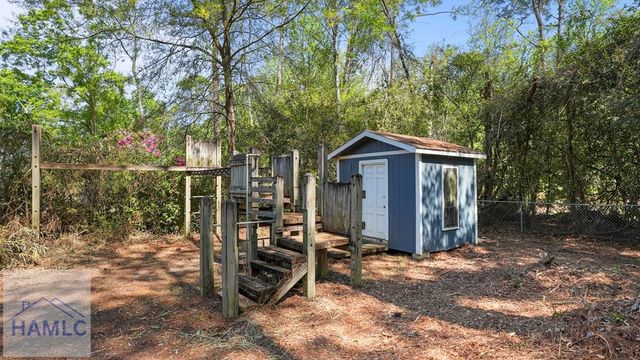 547 S 6th Street, Jesup, GA 31545