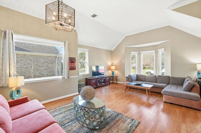 312 Andre Drive, Irving, TX 75063