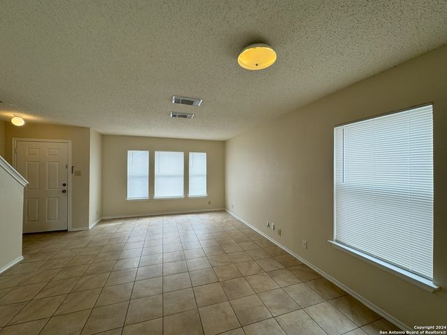 8927 BREEZEFIELD, San Antonio, TX 78240