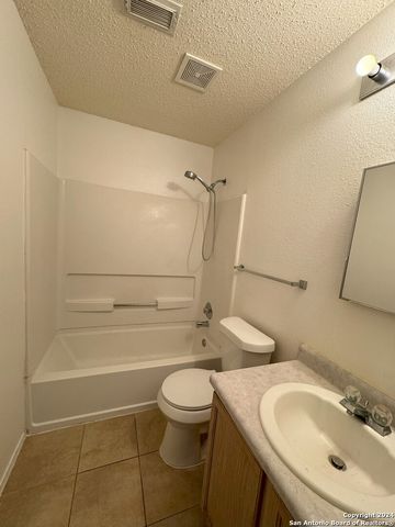 8927 BREEZEFIELD, San Antonio, TX 78240