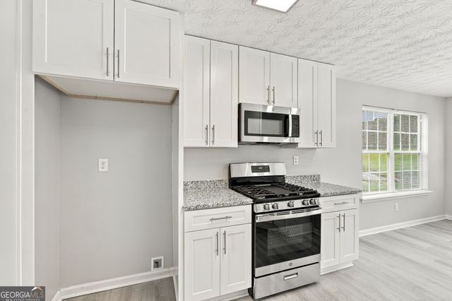 3560 Cowan Ridge Drive, Winston, GA 30187